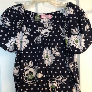 KOI XL Scrub Top. Pre-Owned but looks new & true to size!